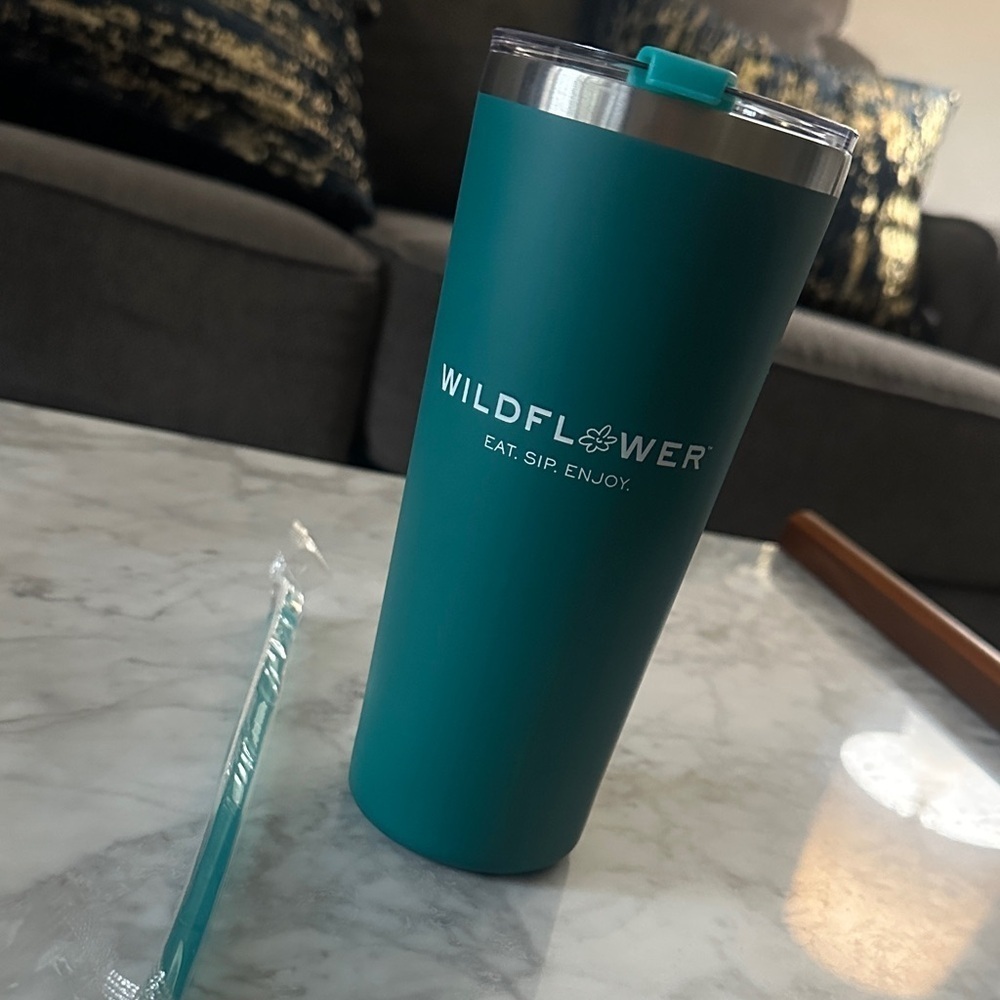 Wildflower Teal Tumbler nwt sip. Sip.  Hooray.